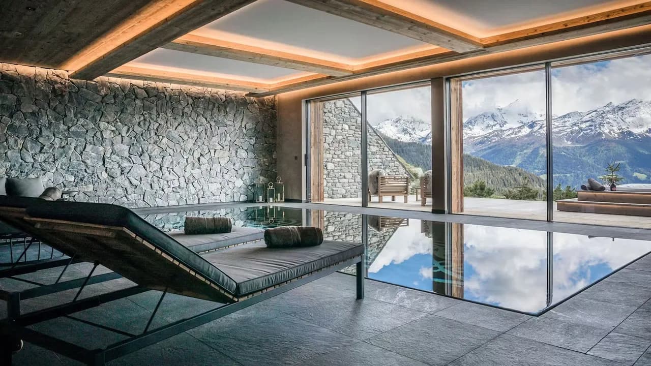 Exclusive Wellness Estate With Indoor Pools photo 5