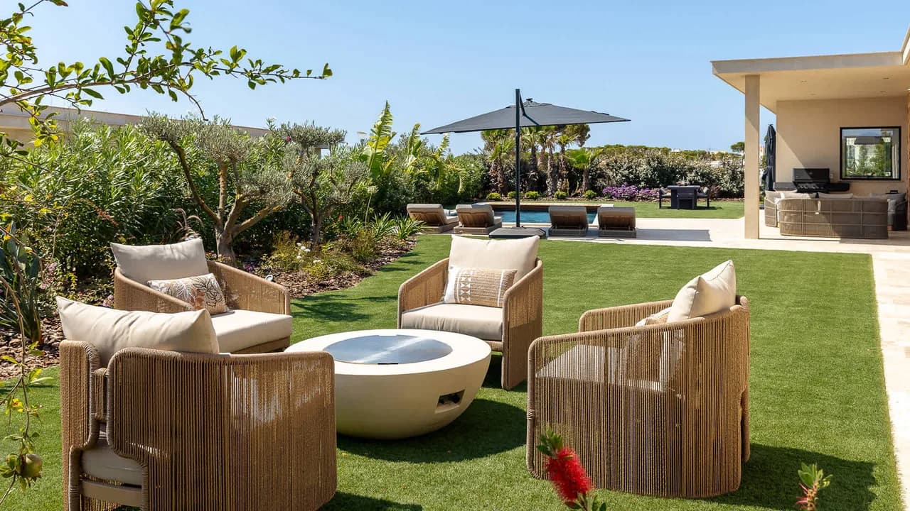 Luxury Faro Retreat With Heated Pool photo 5