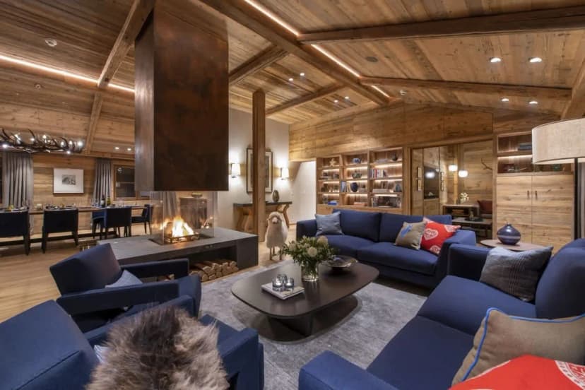 Bright Alpine Chalet With Gym and Spa
