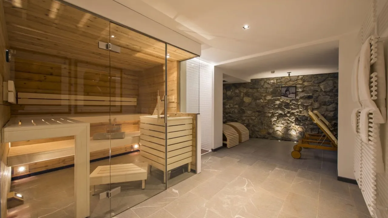 Alpine Elegance Retreat in Lech photo 3