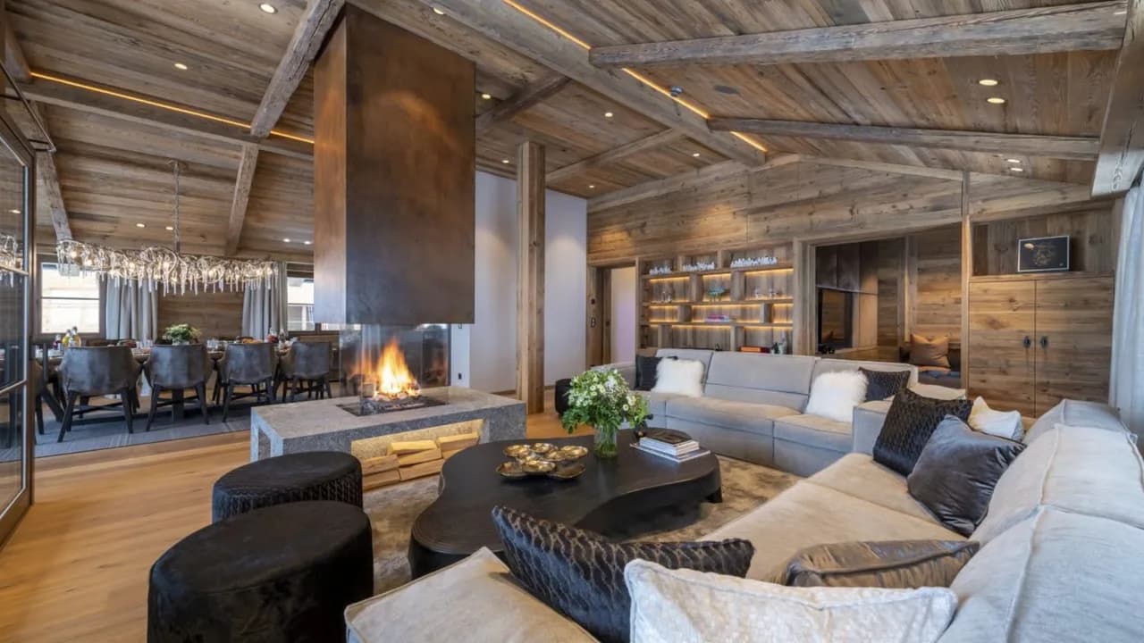 Stylish Alpine Residence With Indoor Pool Access photo 5