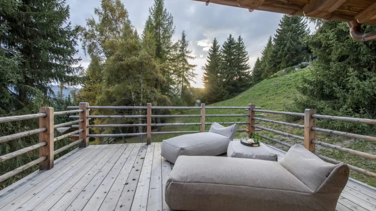 Cozy Mountain Chalet With Heated Pool photo 3