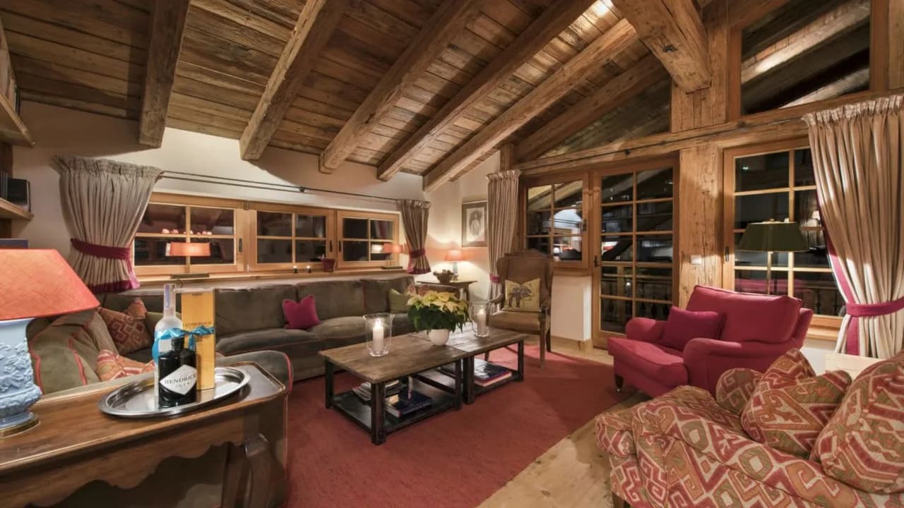 Spacious Apartment With Shared Spa Access
