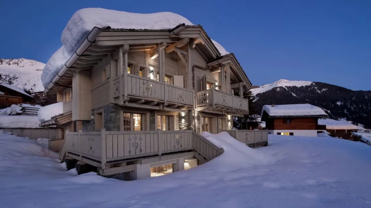 Charming Alpine Escape With Indoor Pool photo 2
