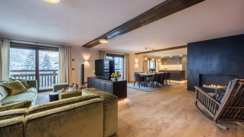 Bright Mountain Apartment with Relaxing Sauna
