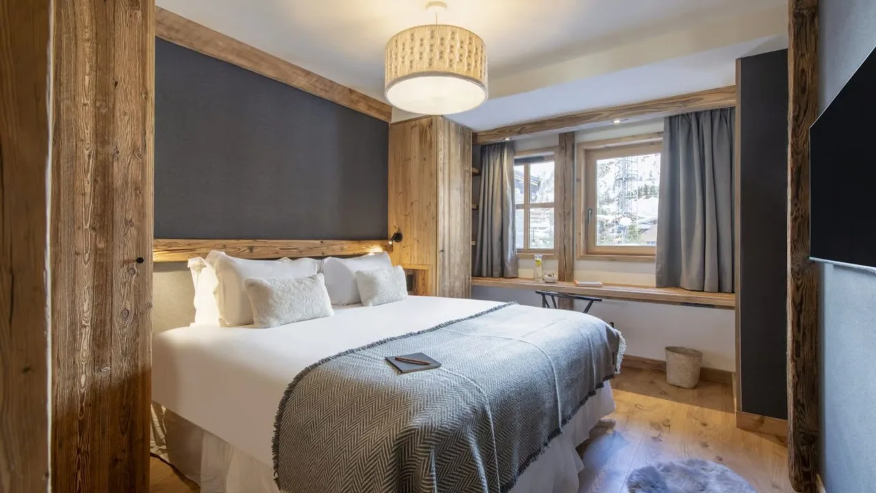 Alpine Chic Chalet With Spa Bliss photo 2