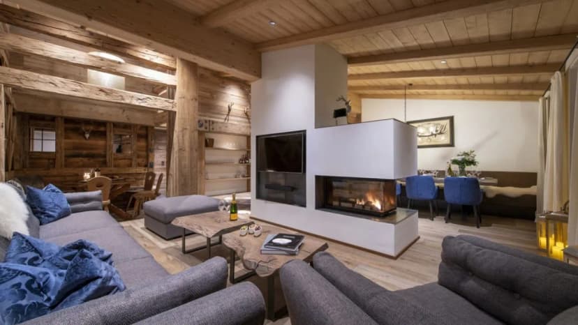 Alpine Ski Apartment With Pool and Shared Spa