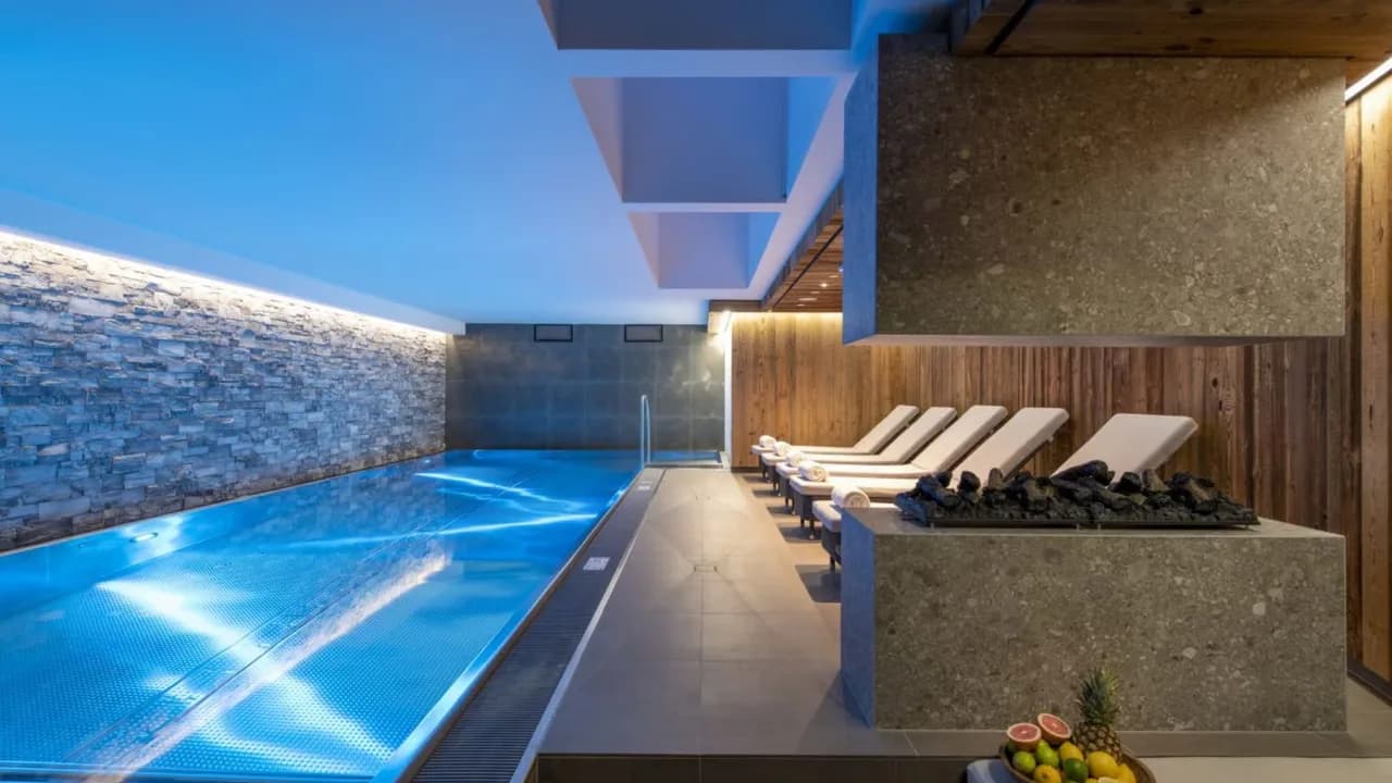 Alpine Ski Apartment With Pool and Shared Spa photo 3