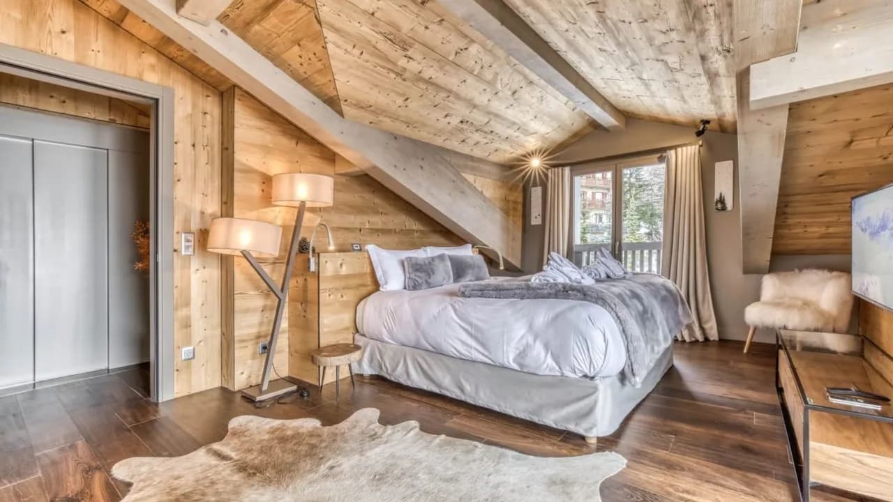 Mountain Chalet With Ski Room Access photo 2