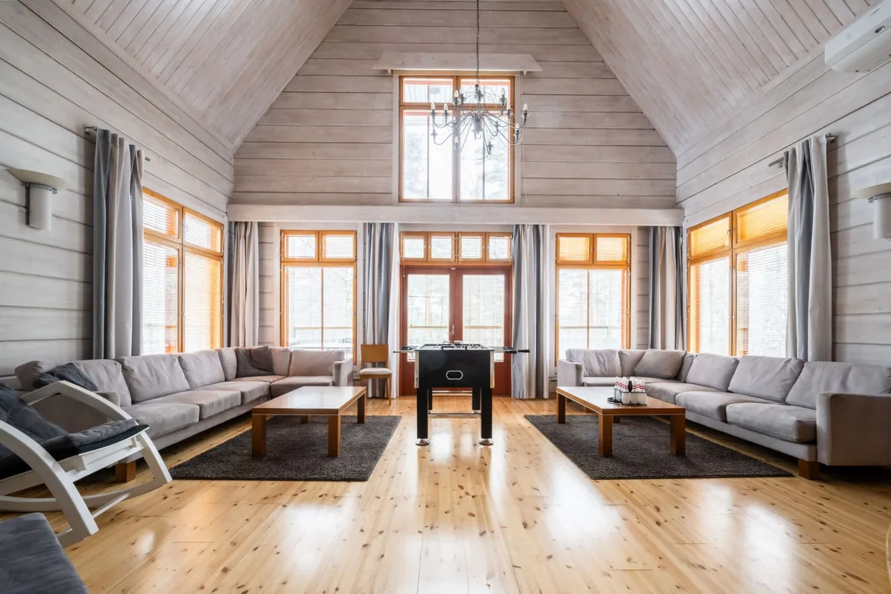 Elegant Villa Surrounded By Natural Beauty photo 2