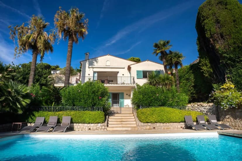 Elegant Villa Near Cap Ferrat Harbour