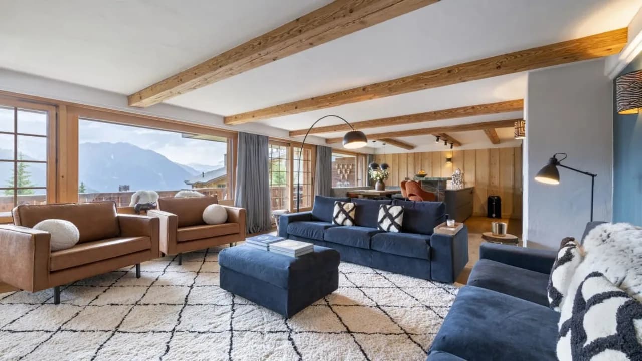 Spacious Ski Apartment With Mountain Views photo 5