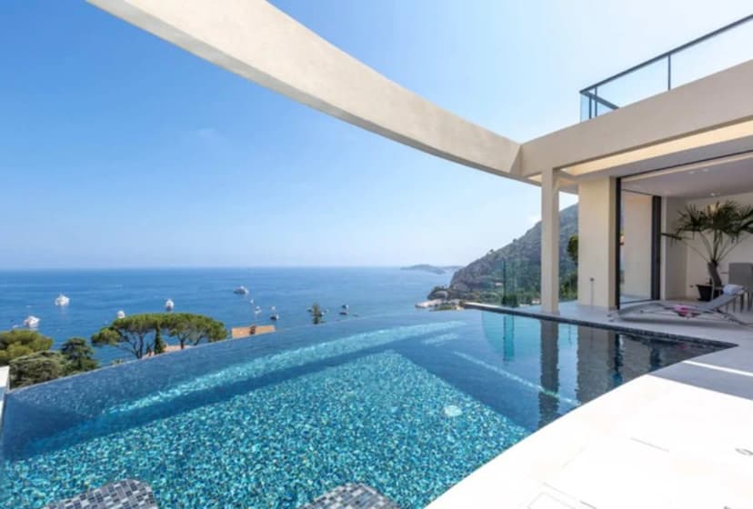 Elegant Villa With Expansive Outdoor Spaces