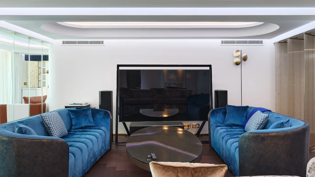 Breathtaking Villa With Large Outdoor Terraces photo 2