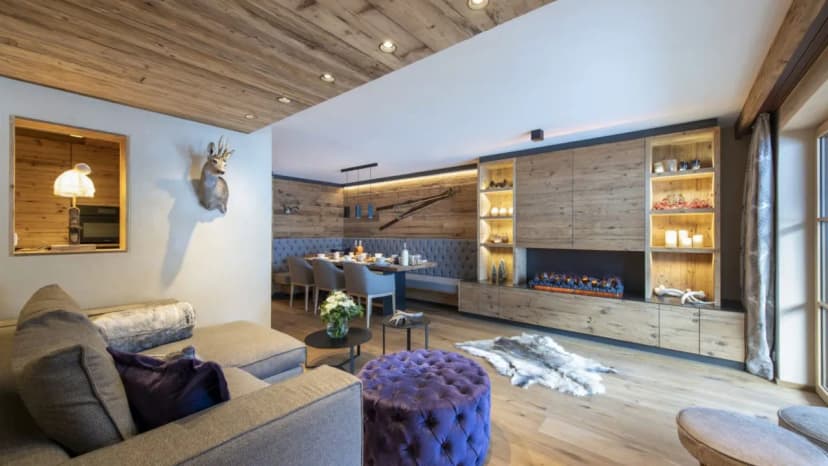 Stylish Apartment Featuring Indoor Swimming Pool