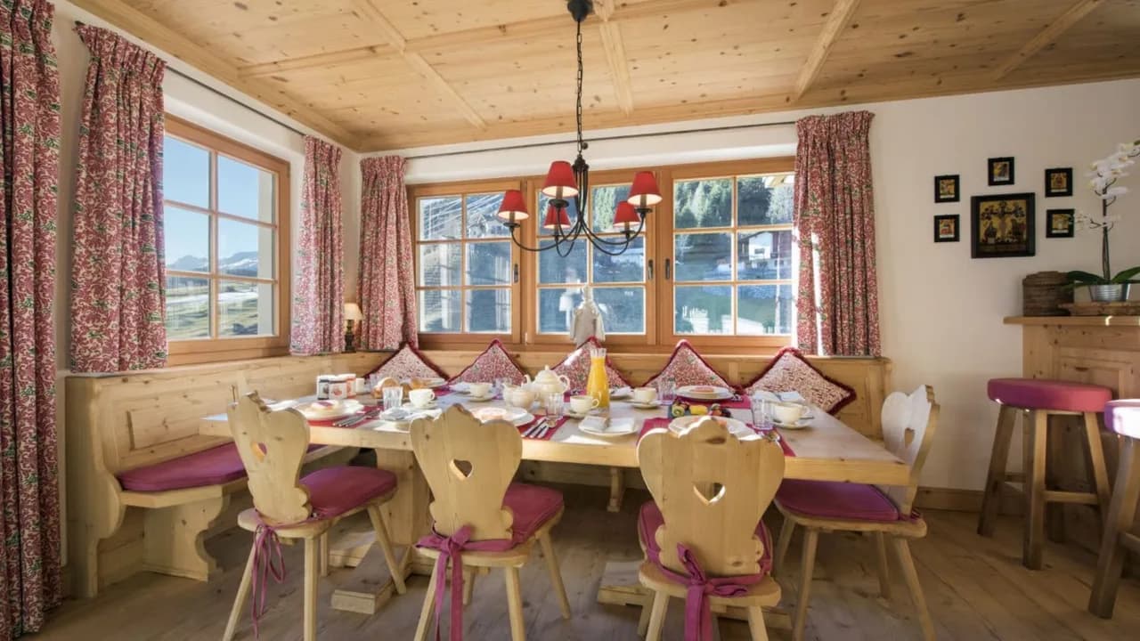 Luxury Mountain Stay With Spa Access photo 5
