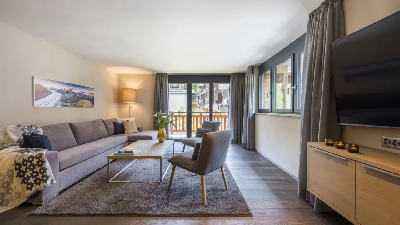 Stylish Apartment With Matterhorn Mountain Views photo 2