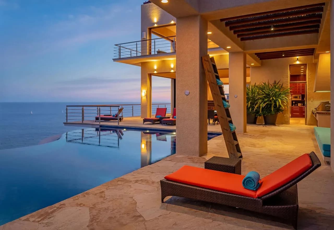 Cliffside Oasis of Cabo