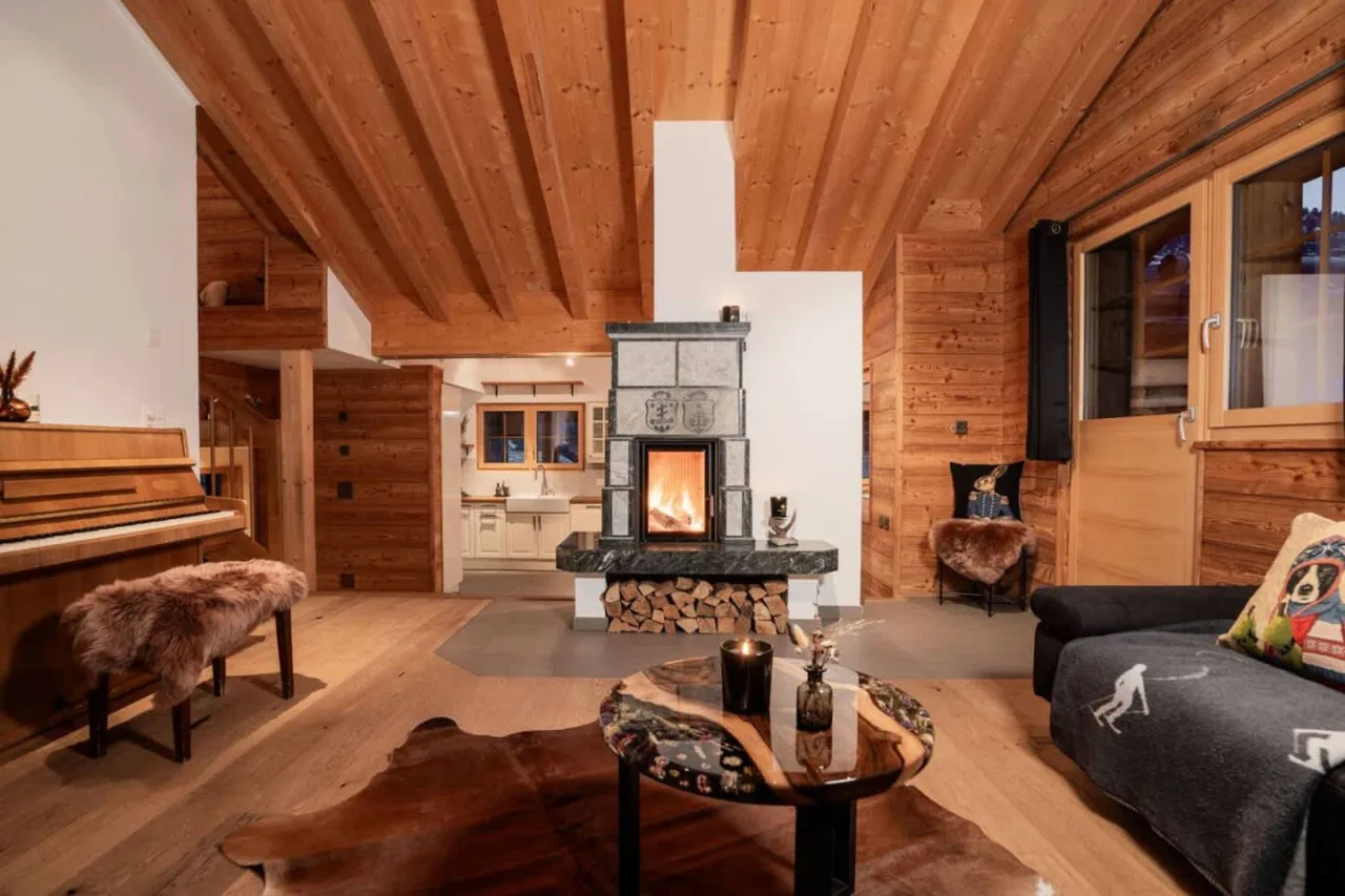 Luxury Chalet With Fireplace And Views photo 2