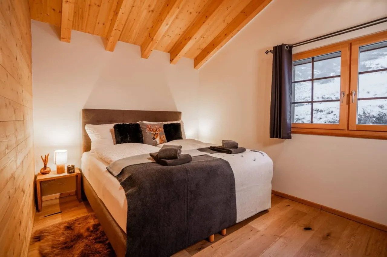 Luxury Chalet With Fireplace And Views photo 3