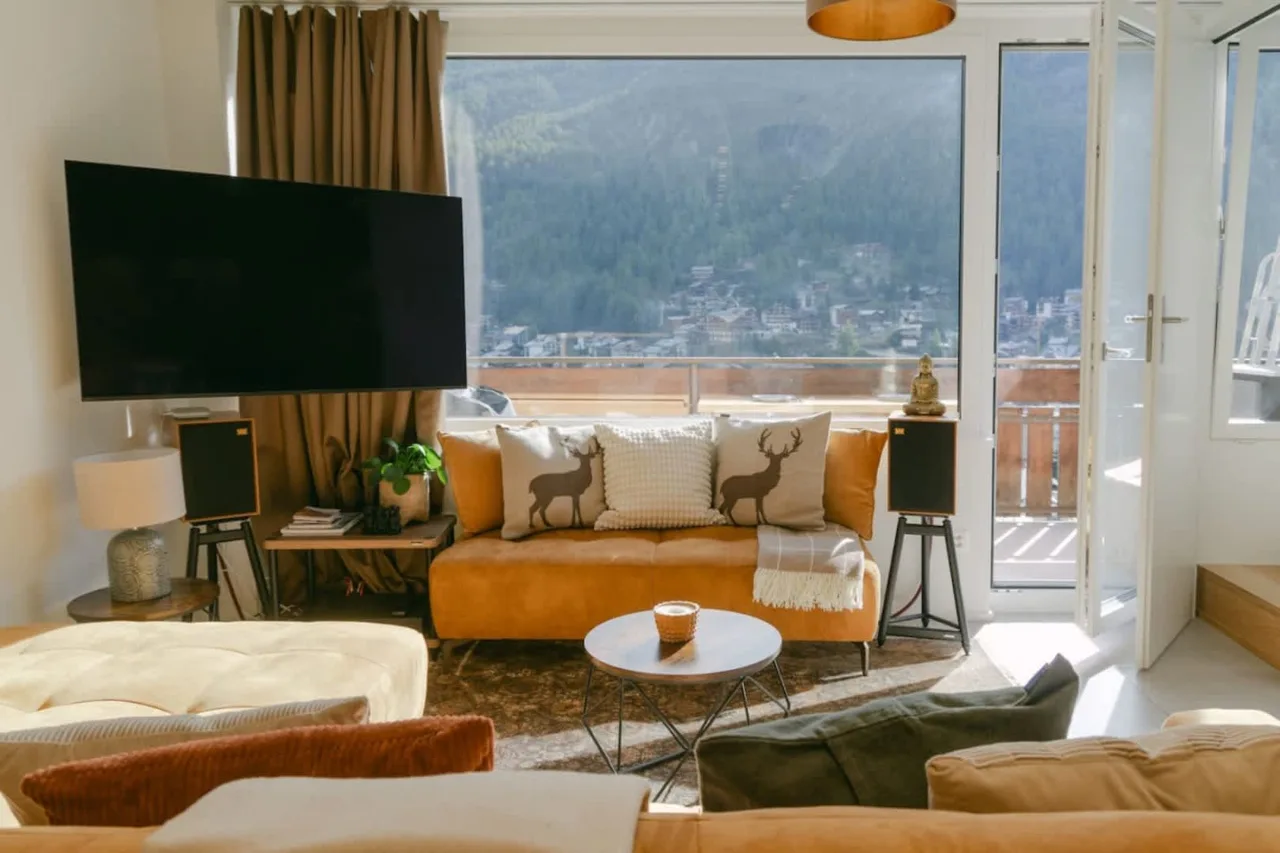 Duplex Apartment With Sauna And Skylights photo 5