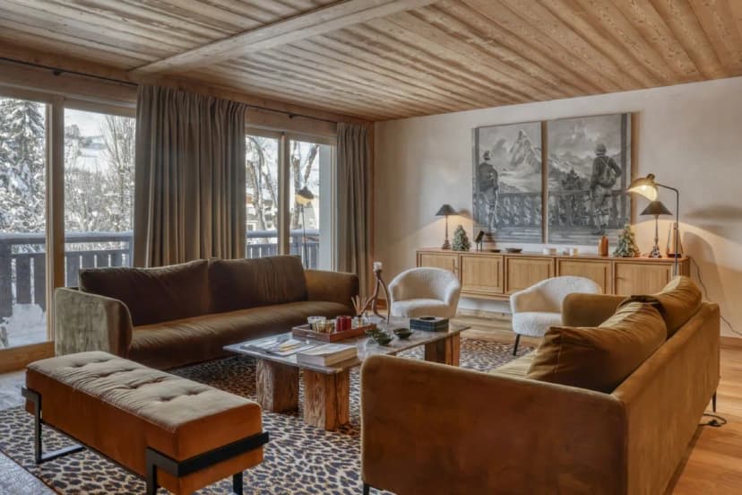 Stylish Central Location For Alpine Escape