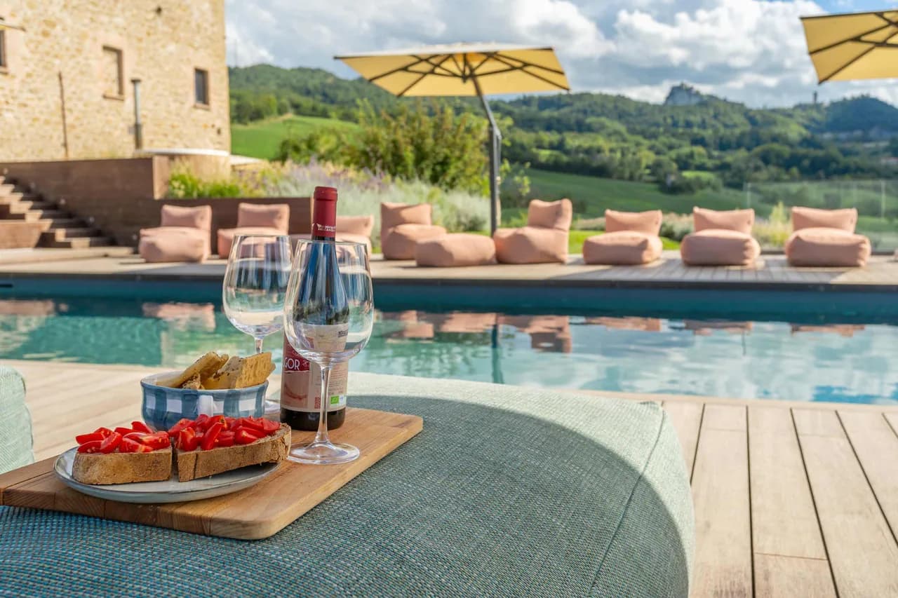 Spacious Eight-Bedroom Retreat in Emilia-Romagna photo 5