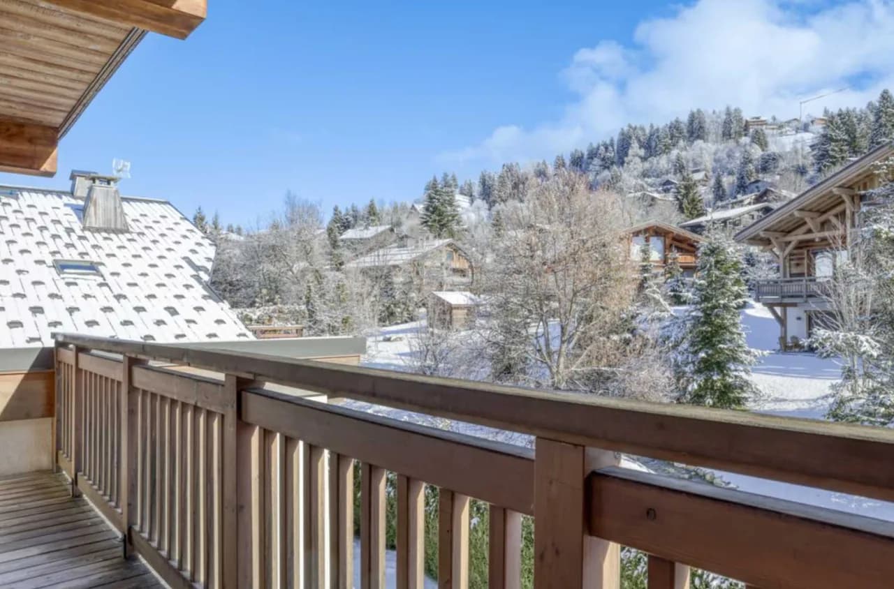Stylish Megève Apartment For Ski Enthusiasts photo 2