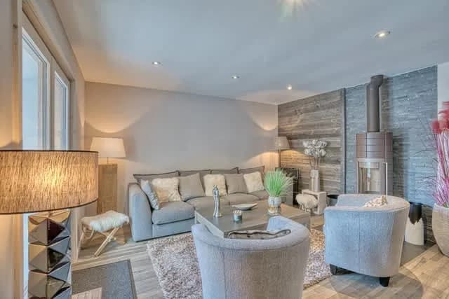 Central Mountain Apartment With Contemporary Warmt