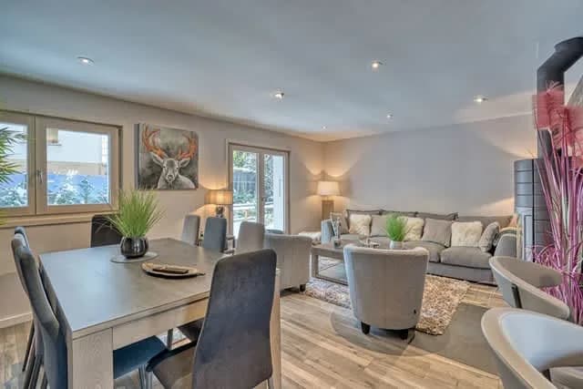 Central Mountain Apartment With Contemporary Warmt photo 3