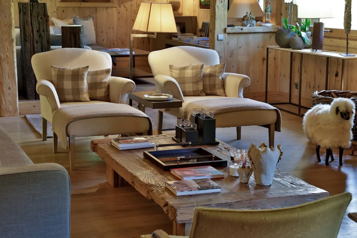 Contemporary Chalet With Alpine Charm In Megève photo 5