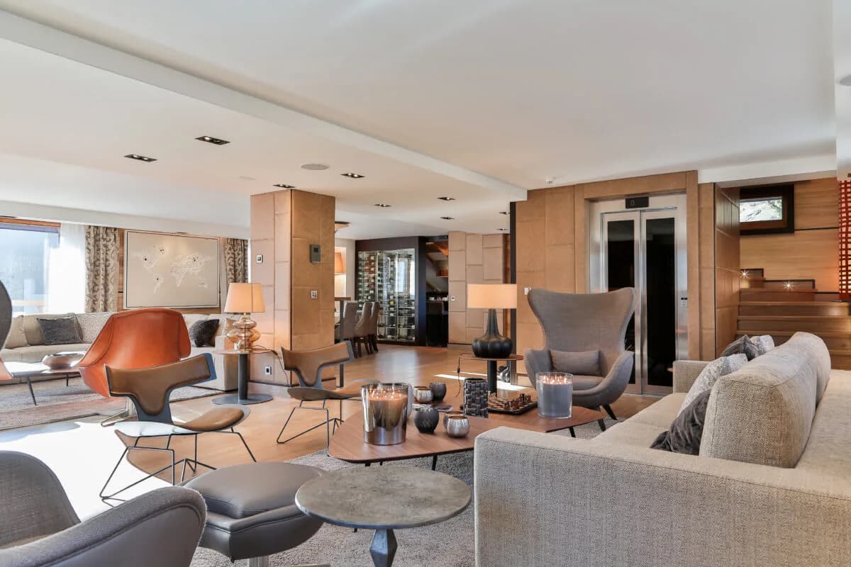 Elegant Seven-Bedroom Chalet In Megève photo 2