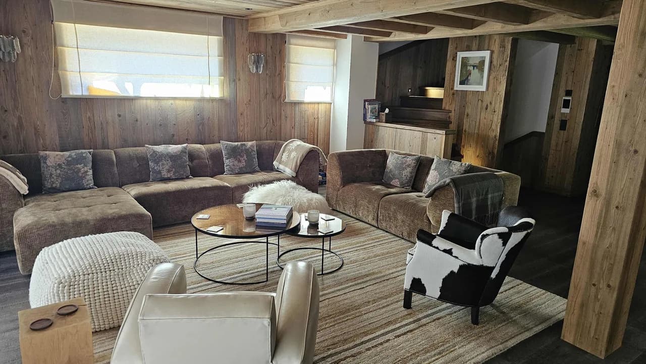 Cozy Meribel Chalet With Modern Touches photo 3