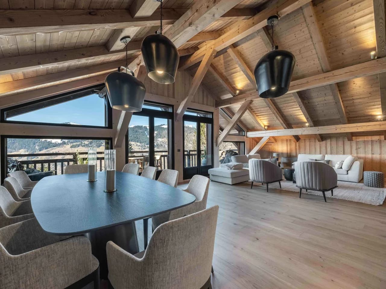 Stylish Alpine Home Close to Slopes photo 5