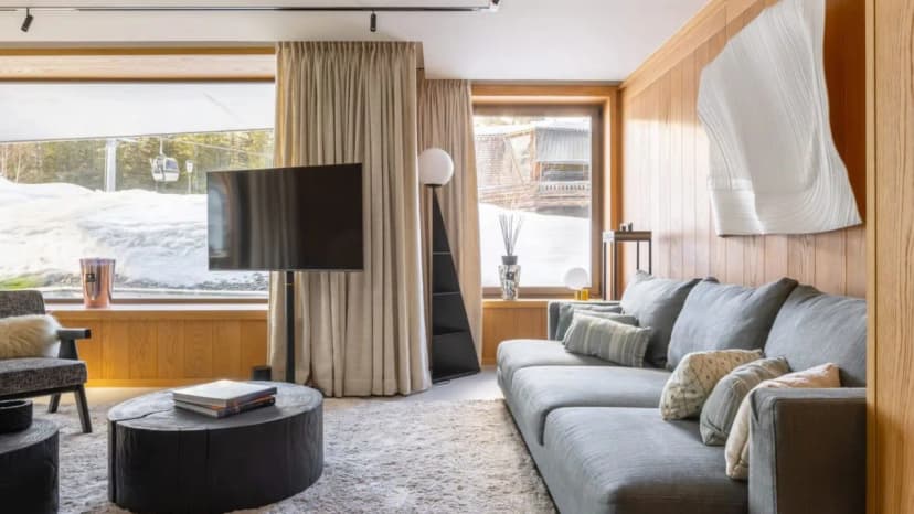 Scenic Courchevel Apartment With Hammam Access