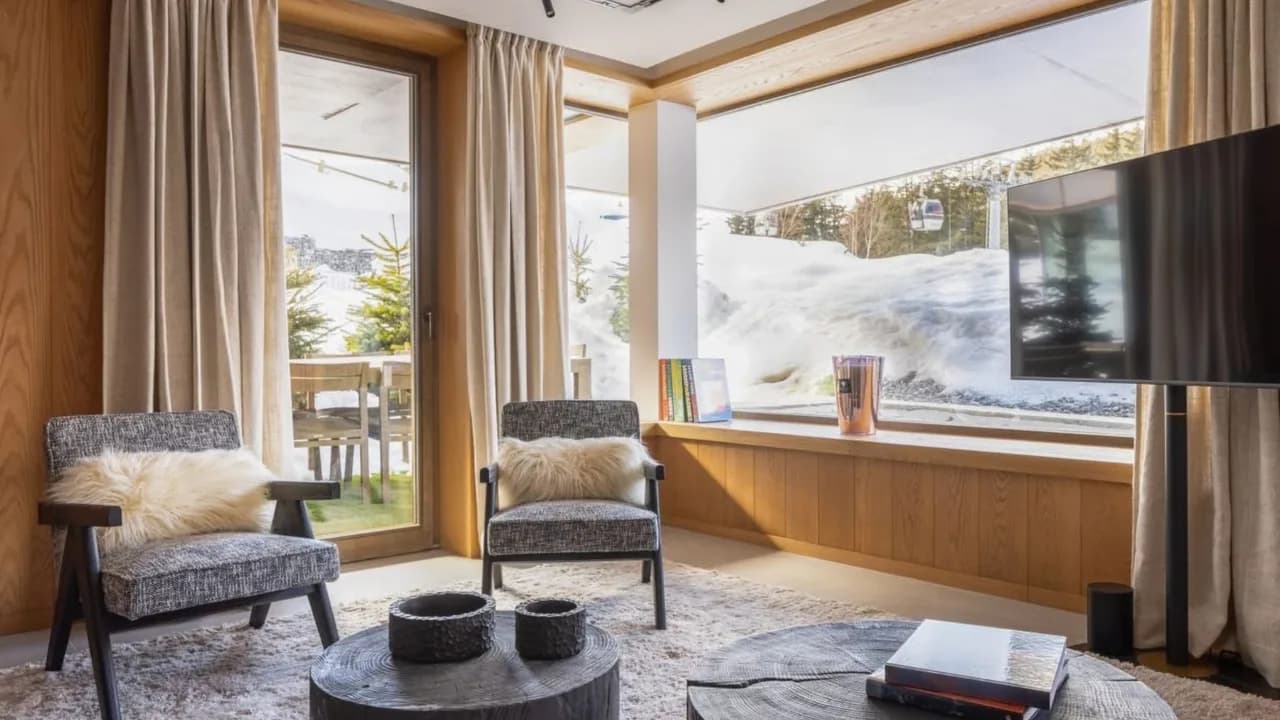 Scenic Courchevel Apartment With Hammam Access photo 4