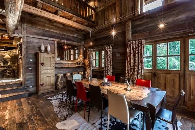 Rustic Megève Escape with Mountain Jacuzzi photo 4