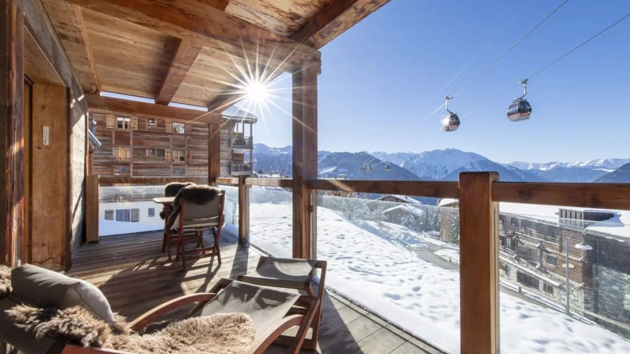 Verbier Alpine Apartment With Stunning Views photo 3
