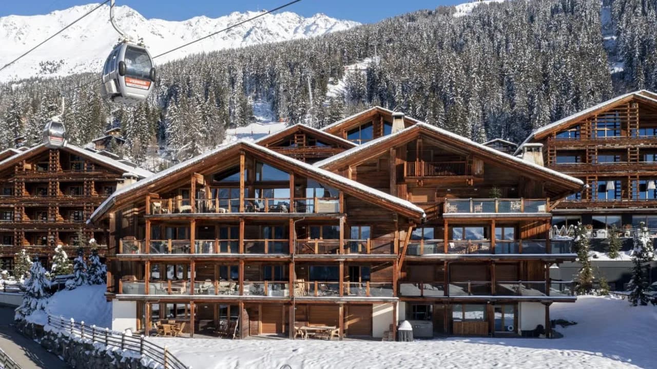 Verbier Alpine Apartment With Stunning Views photo 4
