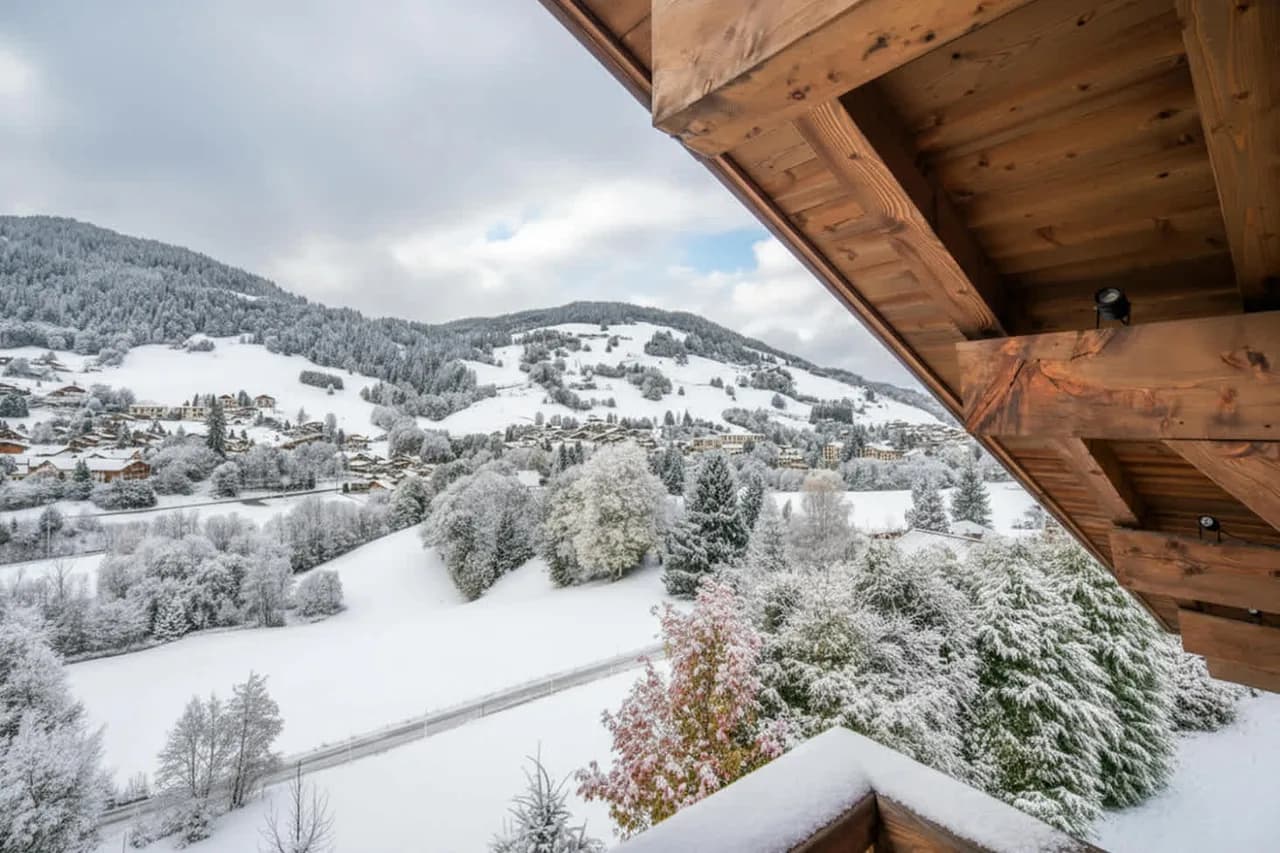 Chalet with Mountain Views in Megeve photo 5