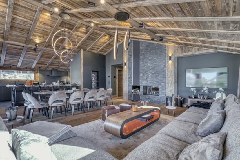 Elegant Chalet Surrounded by Alpine Calm