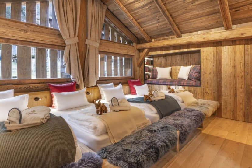 Charming Chalet with Wellness and Views