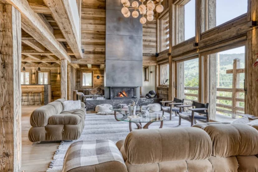 Slope-Access Chalet with Pool and Sauna