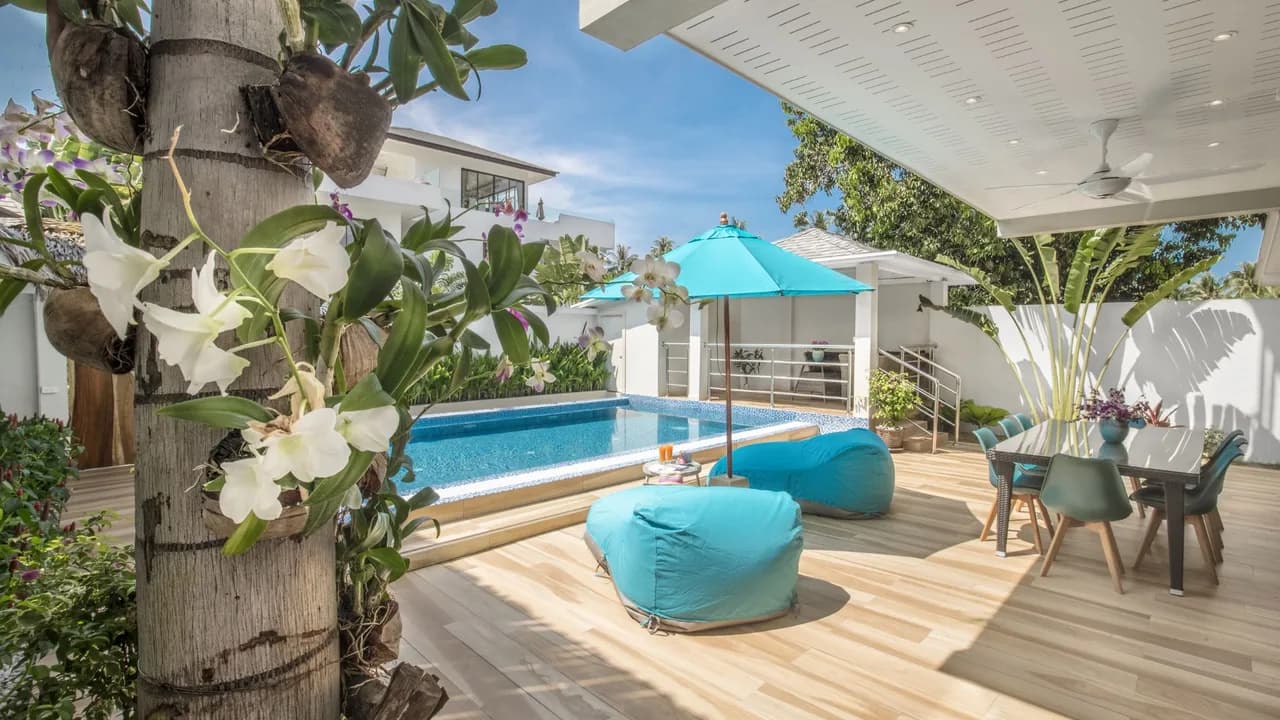 Relaxed Modern Villa With Pool and View photo 4
