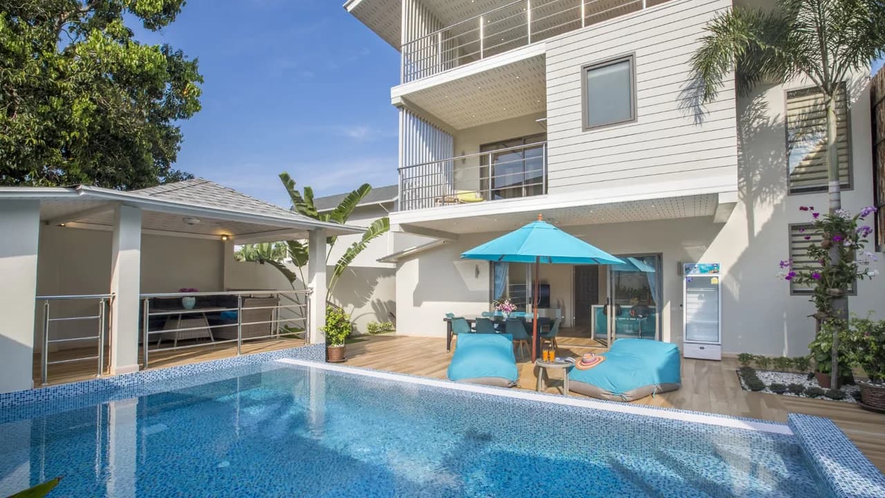 Relaxed Modern Villa With Pool and View photo 5