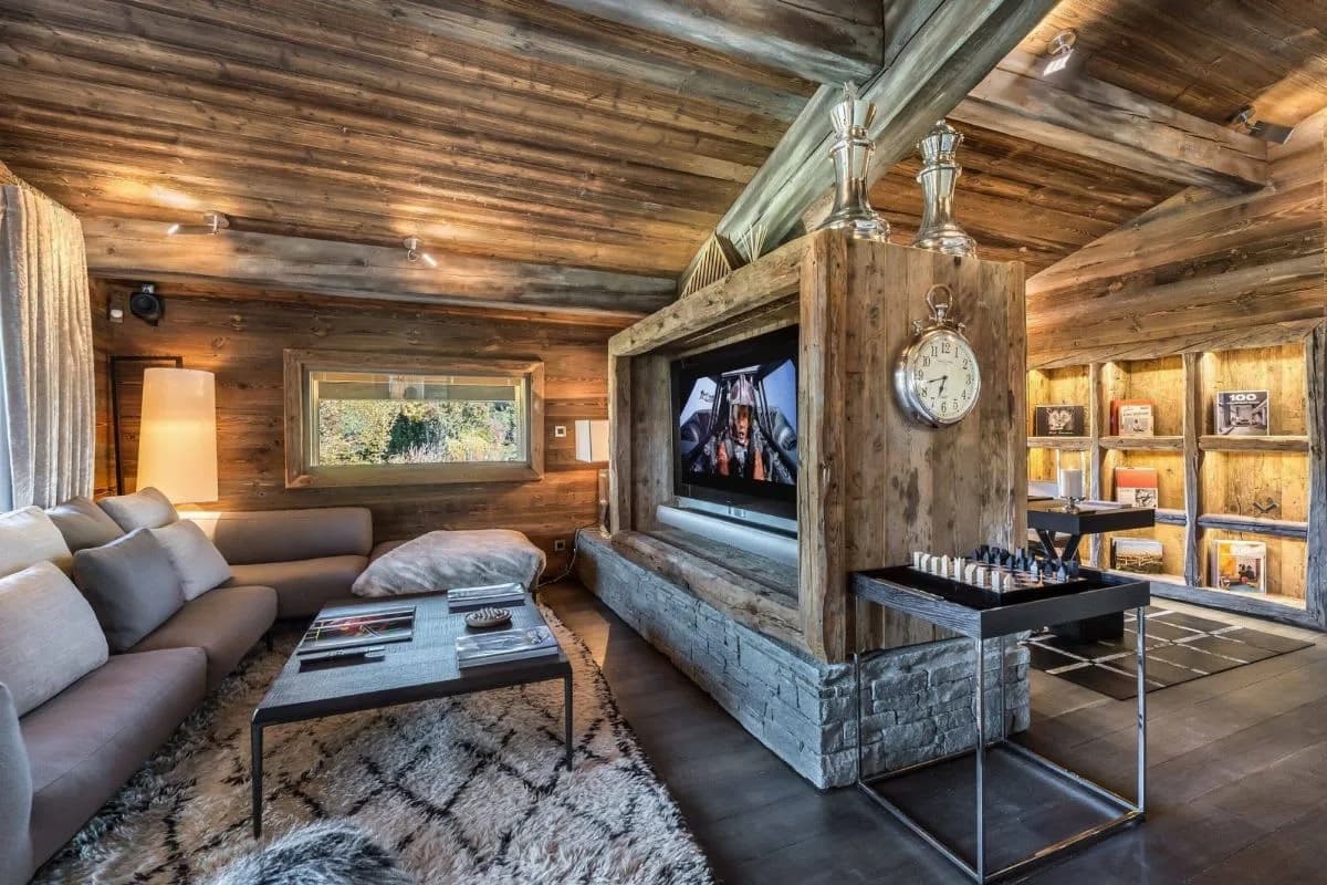 Grand Mountain Residence with Relaxation Area photo 4