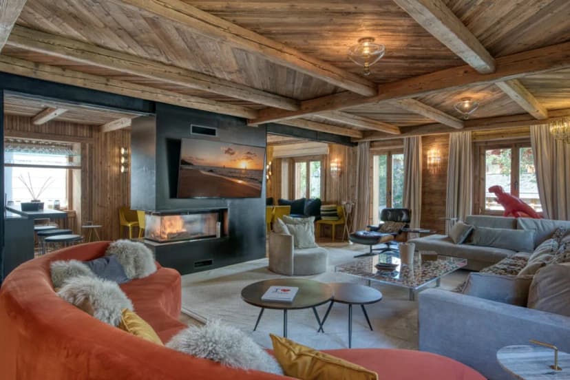 Scenic Alpine Chalet with Central Access