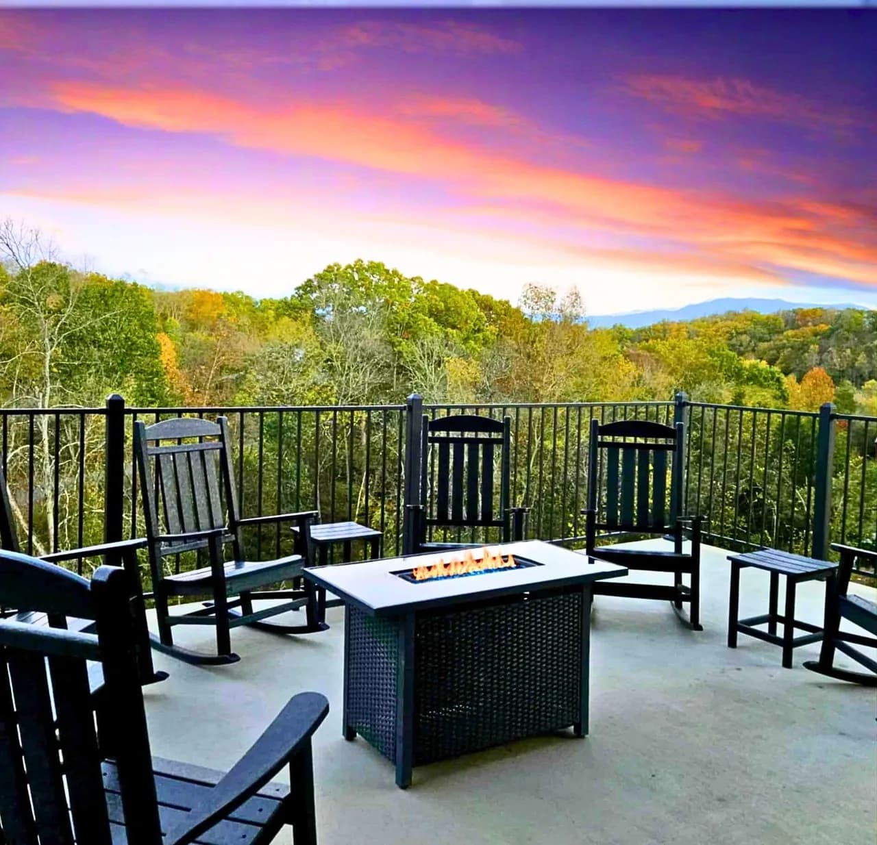 Mountain View Six Bedroom Villa in Smoky Mountains photo 3