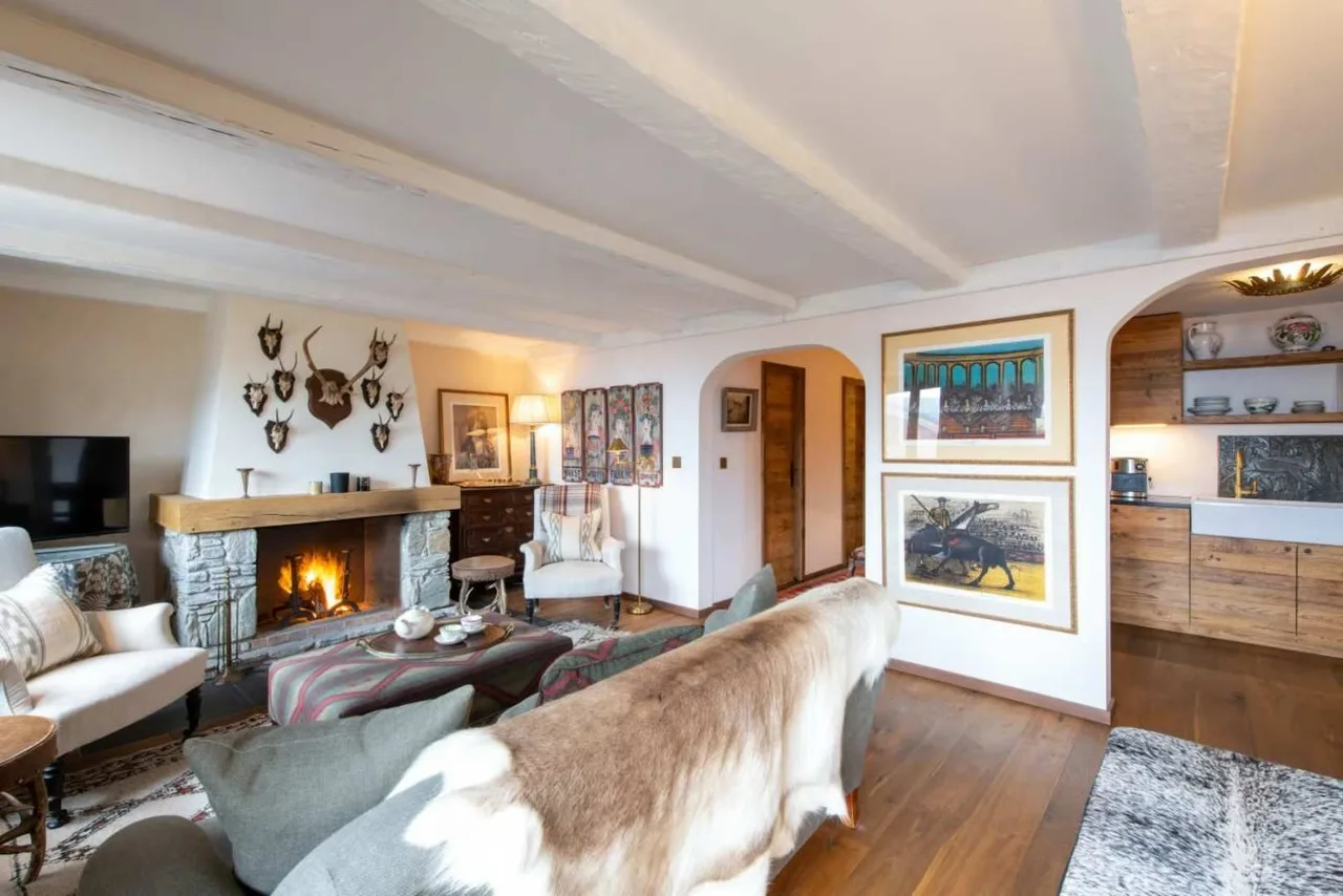Verbier Home with Balcony Mountain Views photo 3
