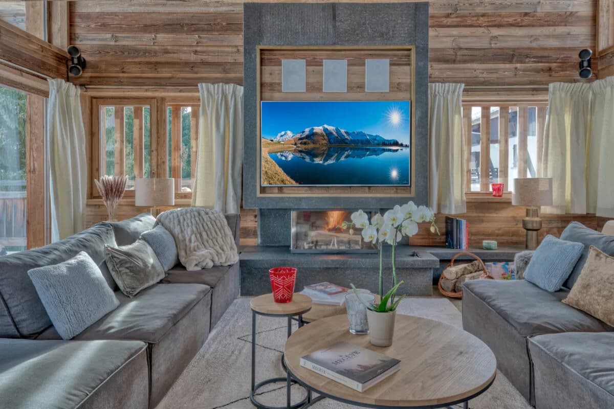Bright Chalet with Fireplace and Spa photo 2